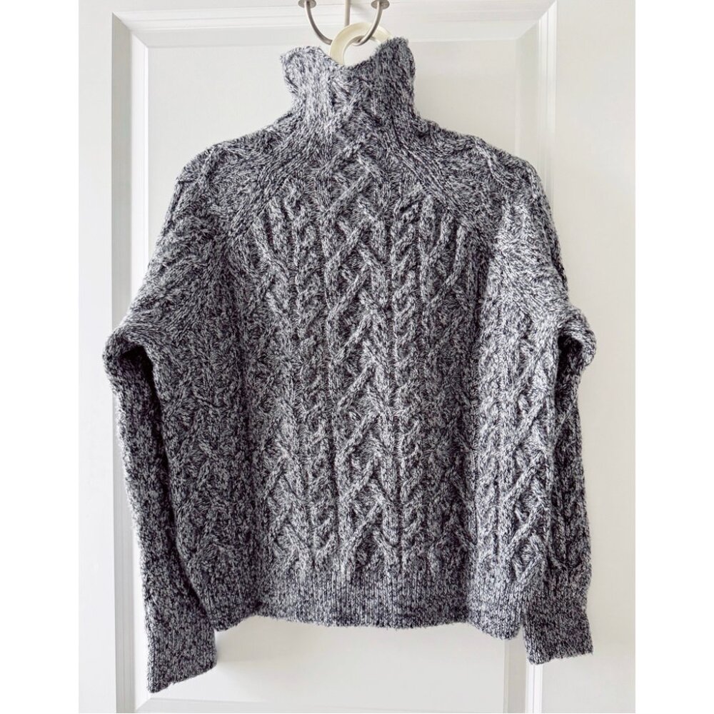 Vince Wool Cashmere Oversized Cable Knit Sweater – Grey Two-Tone – XS – NWOT